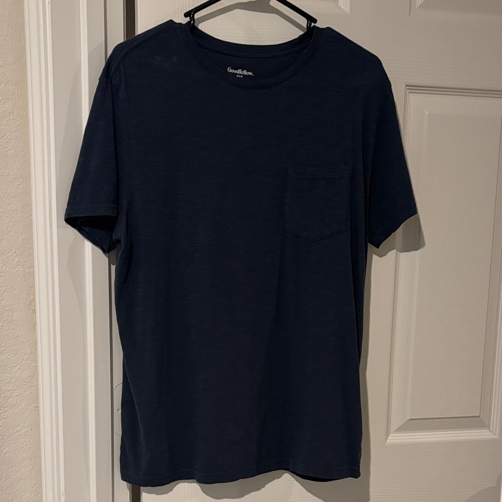 Goodfellow & Co Dark Blue Short Sleeve Tee